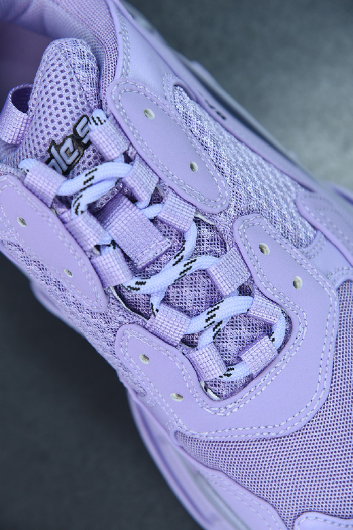 blcg sneaker triple.s.