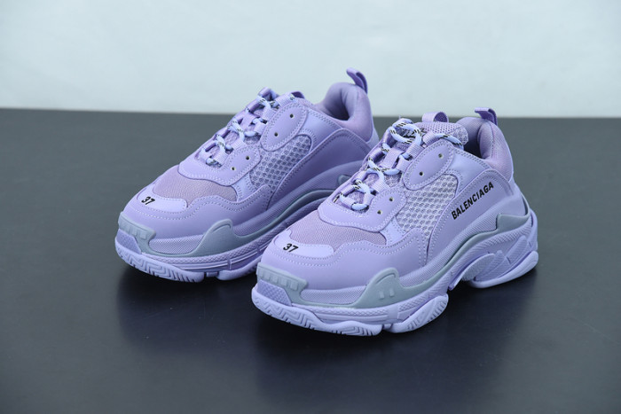 blcg sneaker triple.s.