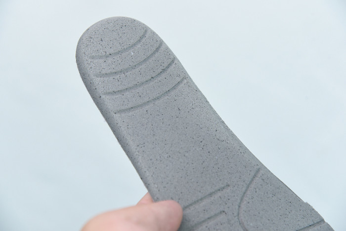 blcg sneaker triple.s.