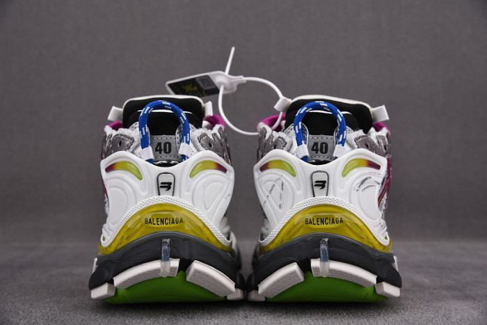 Ba*len*cia*ga -runner