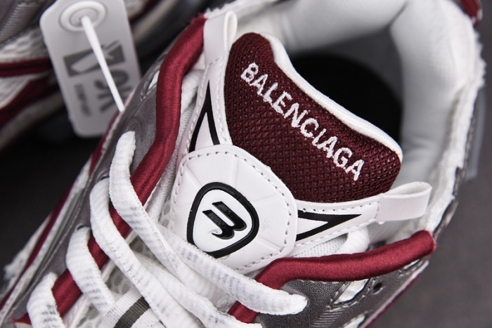 Ba*len*cia*ga -runner