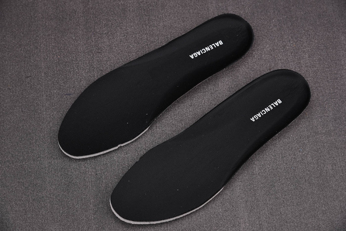 Ba*len*cia*ga -runner