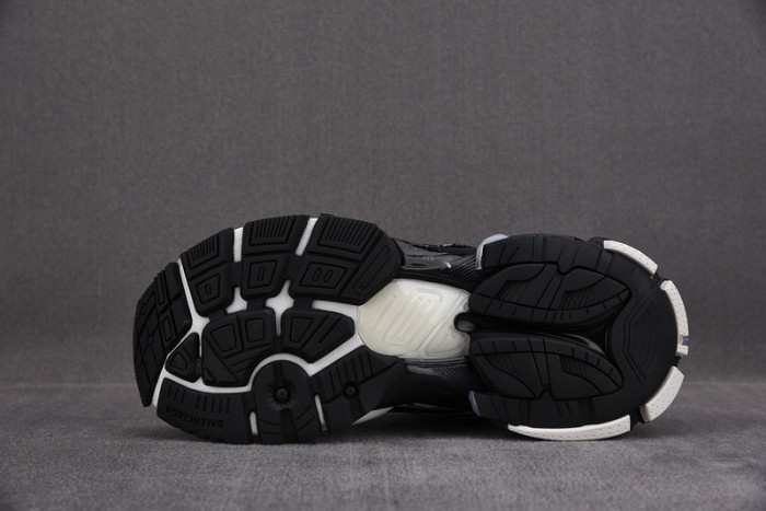 Ba*len*cia*ga -runner