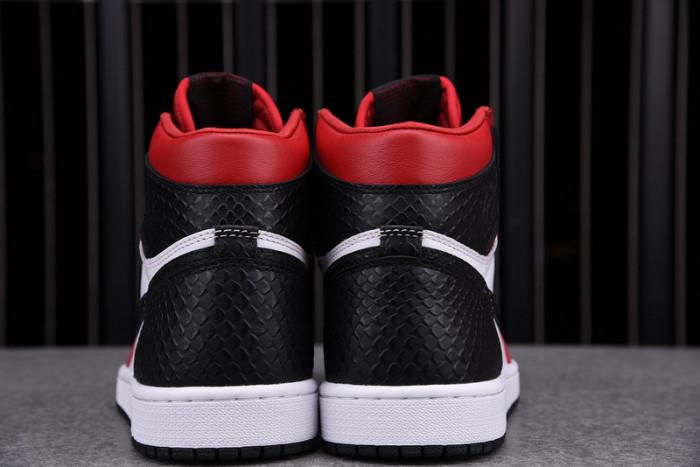 air jordan 1 retro high satin snake chicago cd0461-601