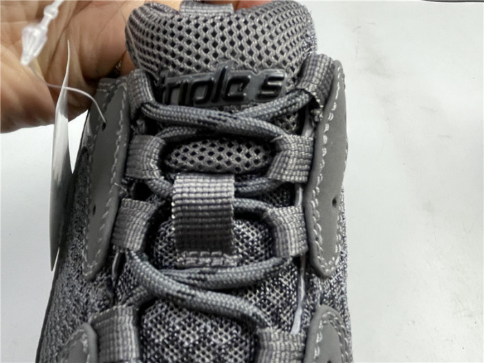 blcg sneaker triple.s.