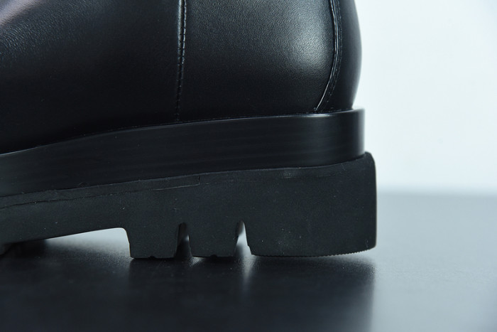 Bo*te*ga ve*ne*ta boots