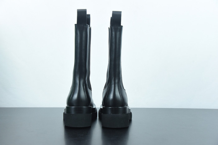 Bo*te*ga ve*ne*ta boots