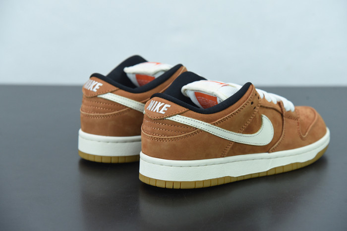nike dunk low "wheat " dh1319-200