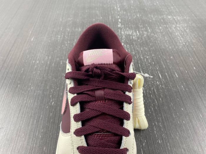 nike dunk low valentine