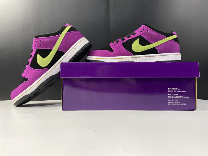 nike sb dunk low red plum  bq6817-501