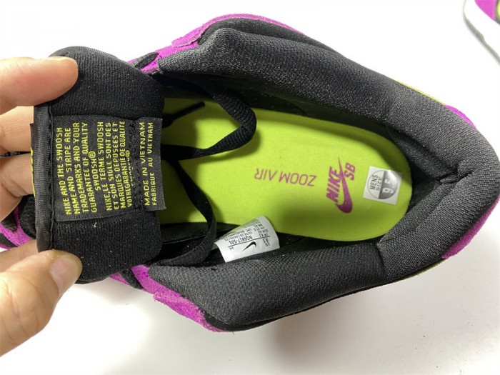 nike sb dunk low red plum  bq6817-501