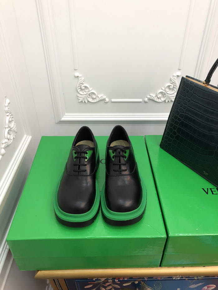 Bo*te*ga ve*ne*ta boots