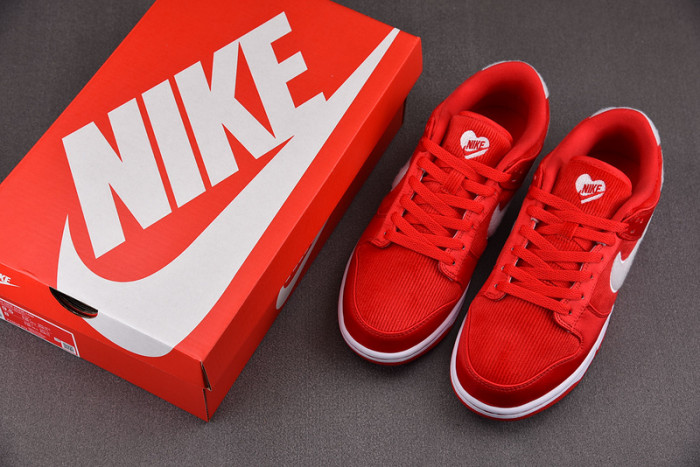 nike dunk low“valentine