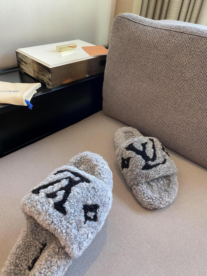 loui vuitto slippers