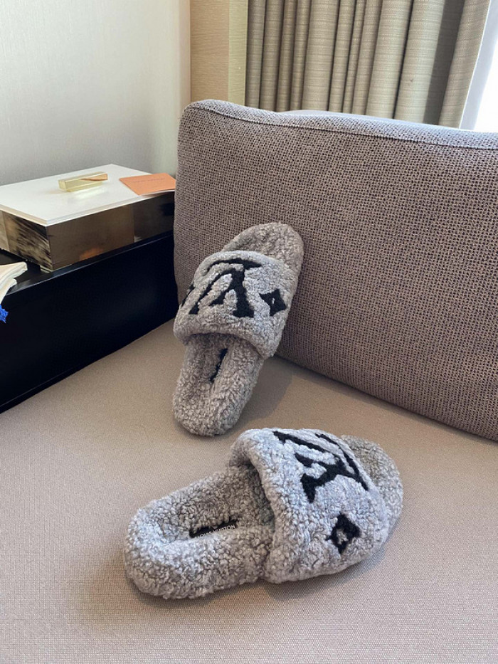 loui vuitto slippers
