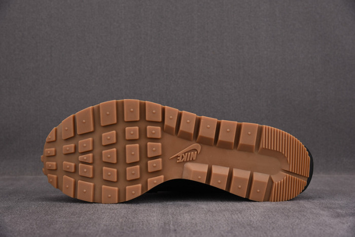 nike vaporwaffle sacai black gum - dd1875-001