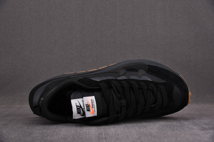 nike vaporwaffle sacai black gum - dd1875-001