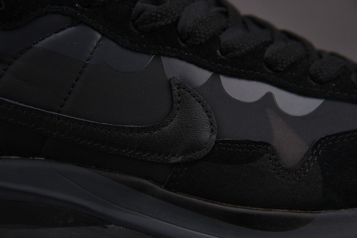 nike vaporwaffle sacai black gum - dd1875-001