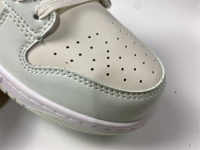 nike dunk low barely green (w) - dd1503-104