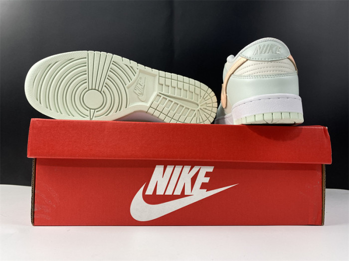 nike dunk low barely green (w) - dd1503-104