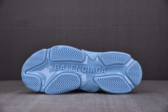 Ba*len*cia*ga triple s