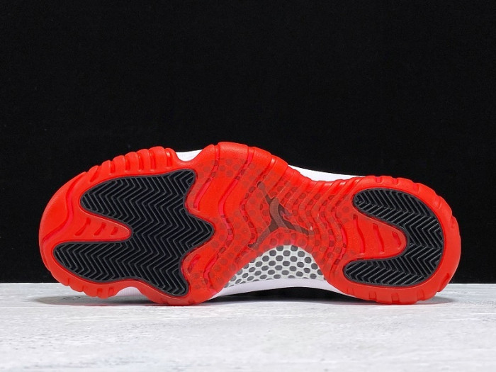 jordan 11 retro playoffs bred (2019)  378037-061