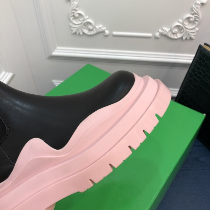 Bo*te*ga ve*ne*ta boots