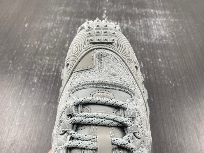 moncler trailgrip gtx