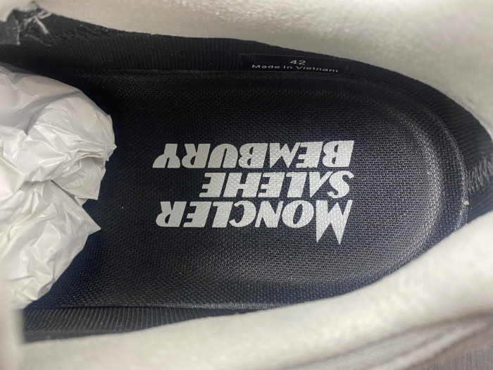 moncler trailgrip gtx