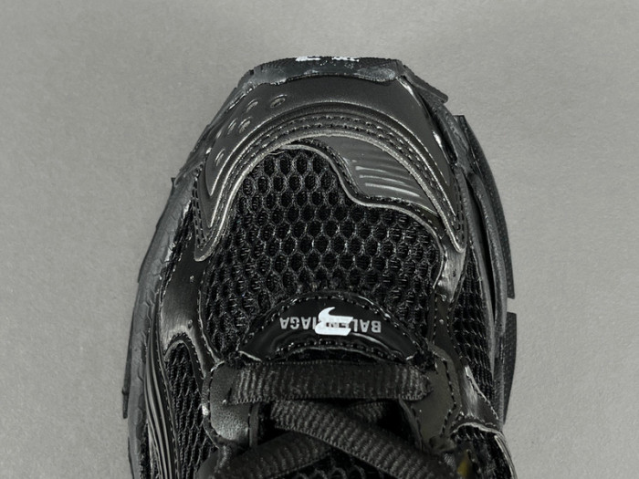 Ba*len*cia*ga -runner