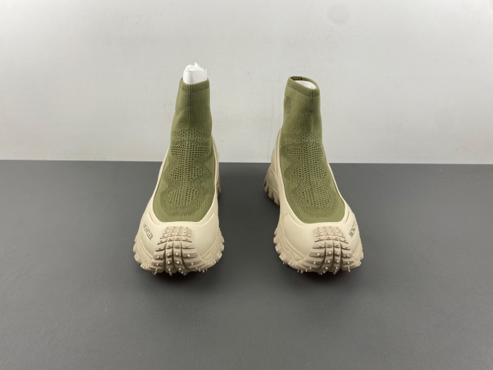 moncler trailgrip gtx