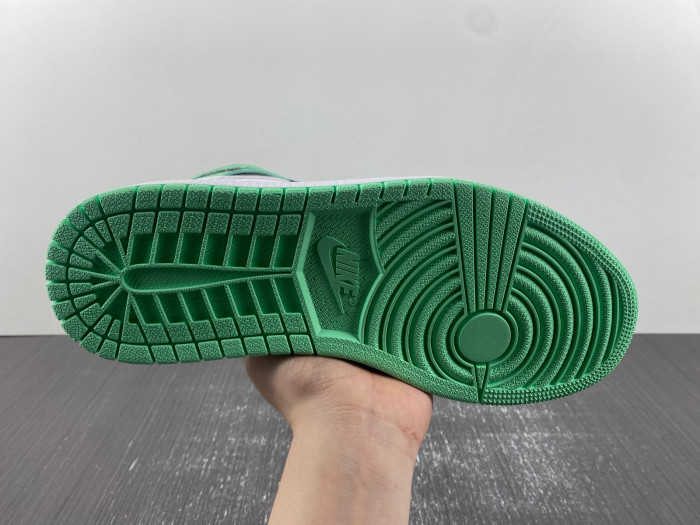 air jordan 1 high og green glow dz5485-130