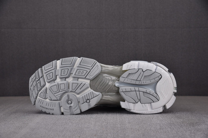 Ba*len*cia*ga -runner