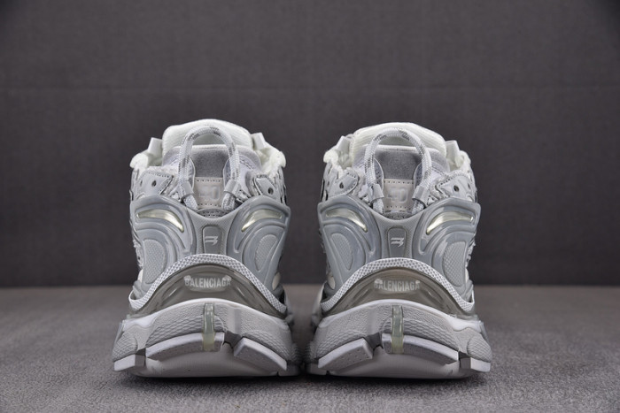 Ba*len*cia*ga -runner