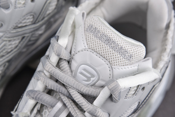 Ba*len*cia*ga -runner