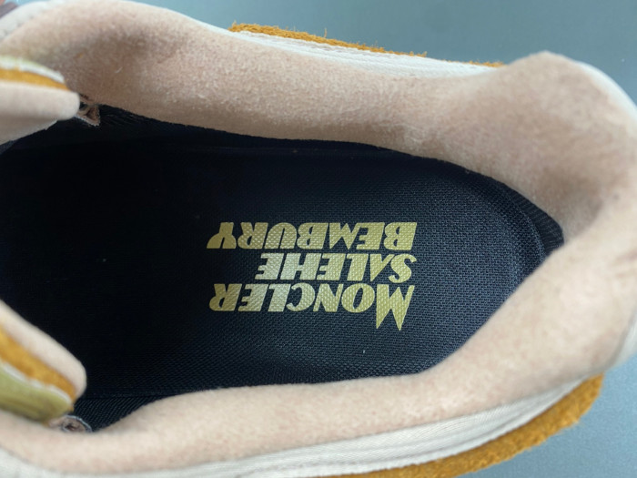 moncler trailgrip gtx