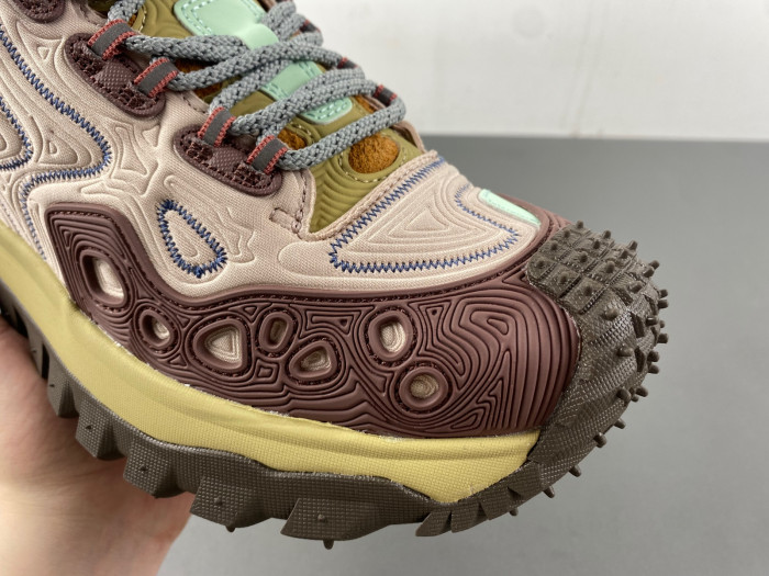 moncler trailgrip gtx