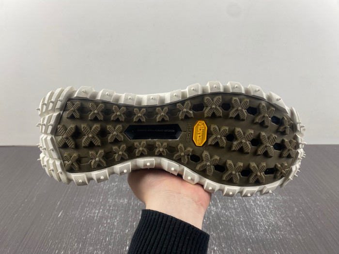 moncler trailgrip gtx