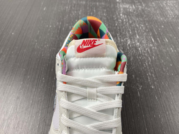 nike dunk low gs "multi-color paisley" fn8913-141