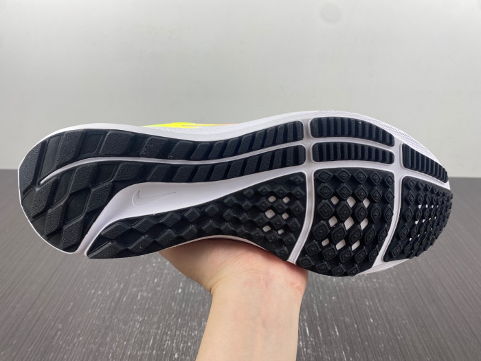 nike air zoom pegasus 40 coconut milk dv3853-101