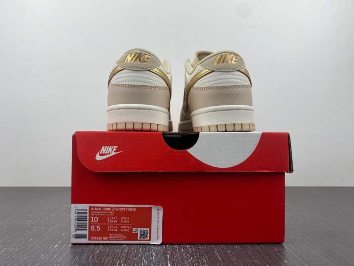 nike dunk low wmns gold dx5930-001