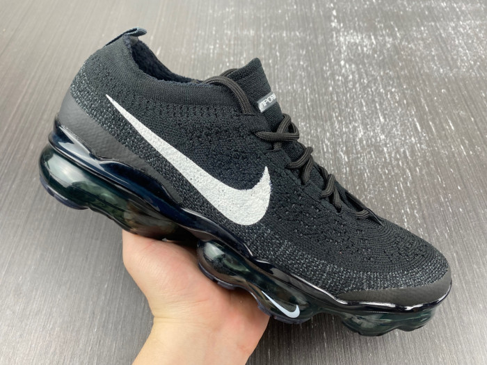 nike air vapormax 2023 flyknit black white dv6840-002