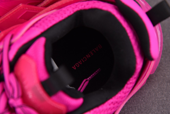 Ba*len*cia*ga track 3.0