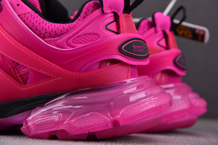 Ba*len*cia*ga track 3.0