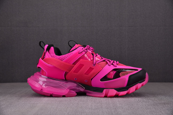 Ba*len*cia*ga track 3.0