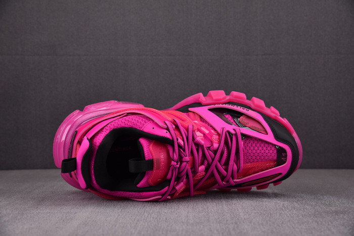 Ba*len*cia*ga track 3.0