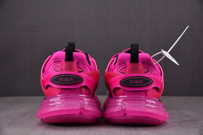 Ba*len*cia*ga track 3.0