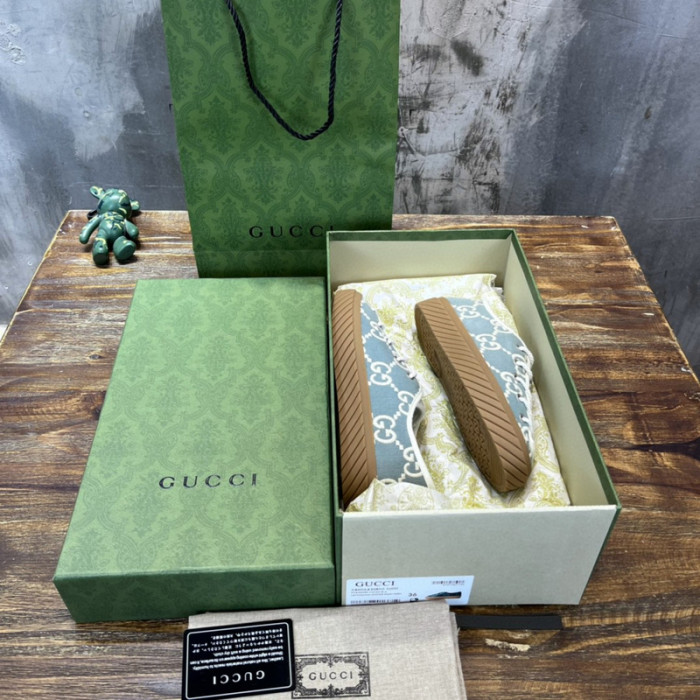 G*u*i  low-top sneaker