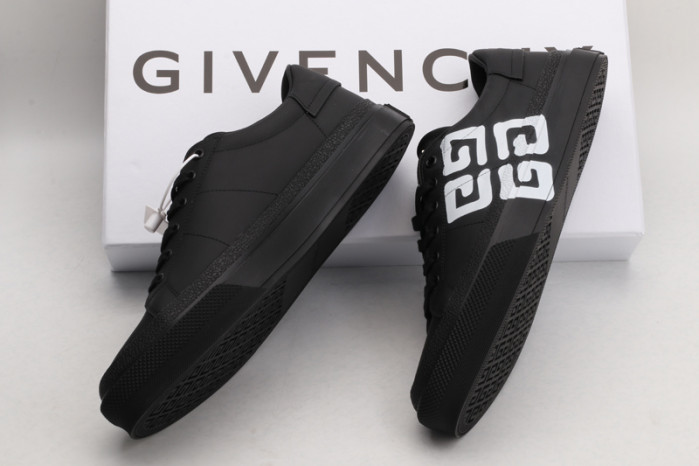 gi_venchy sneaker