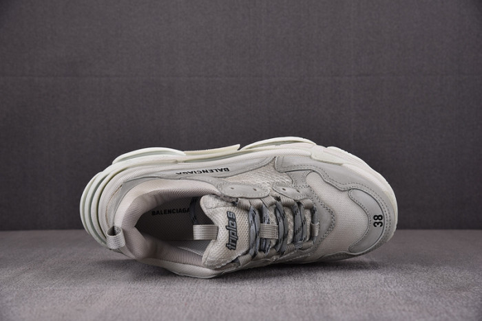 blcg sneaker triple.s.